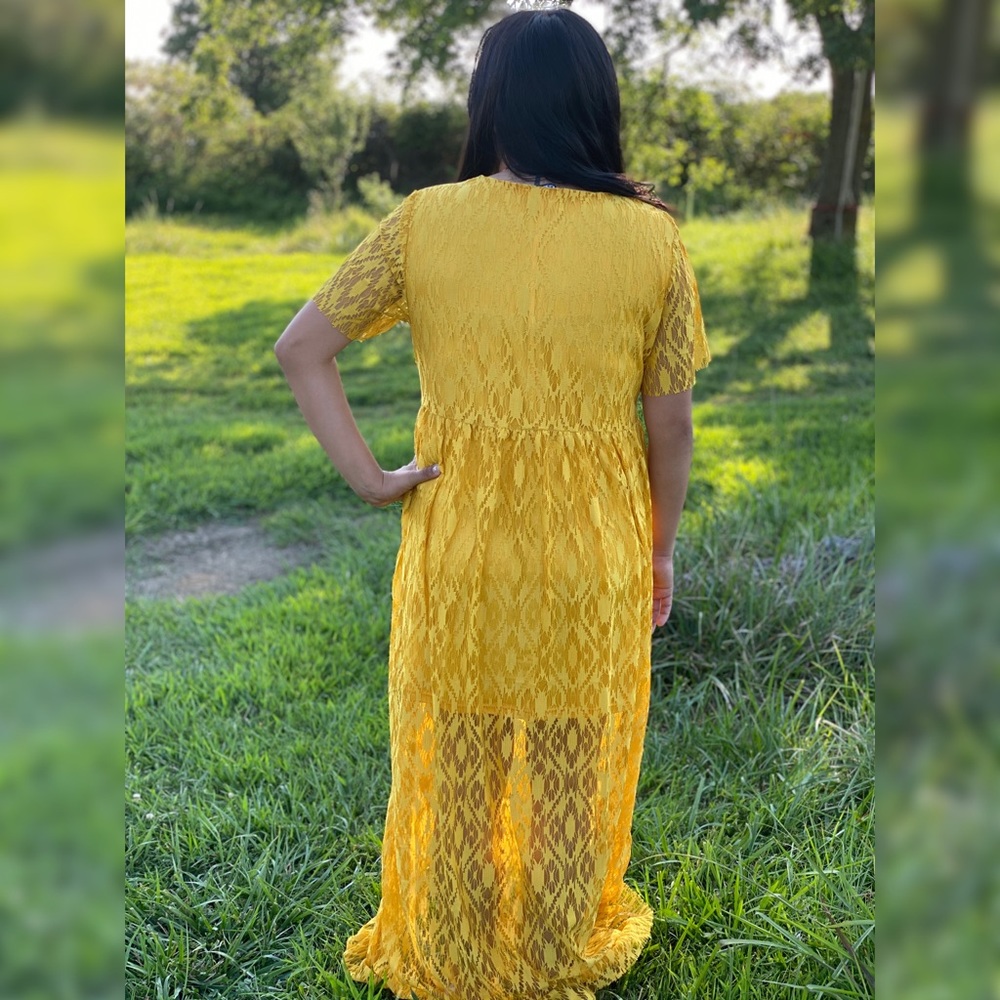 Aztec Design Lace Maxi dress - Picture 8 of 8